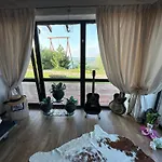 בית כפרי Chervona Kalyna