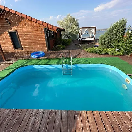 Літній будинок Chervona Kalyna *