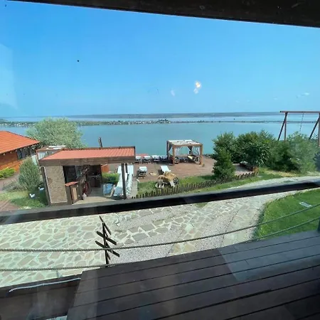 Chervona Kalyna Літній будинок *