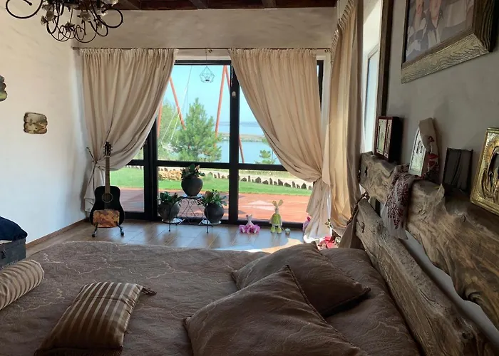 Chervona Kalyna Country house *