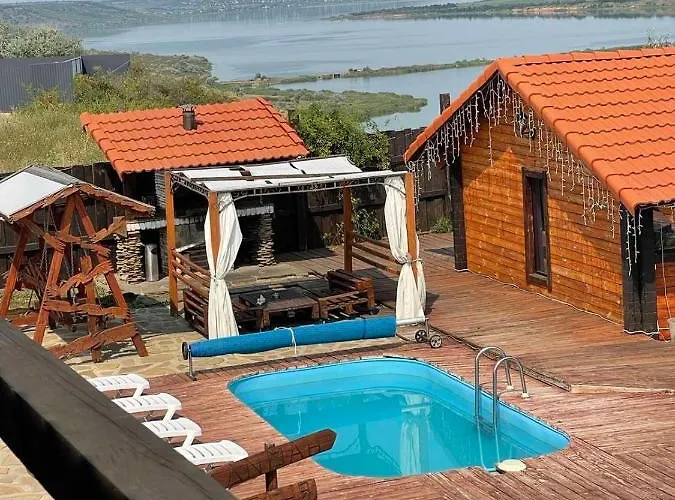 Chervona Kalyna Country house *