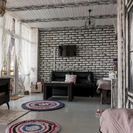 Chervona Kalyna منزل ريفي أوديسا